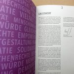 AGABY, Handreichung gegen "Rechts". Blick in die Broschüre