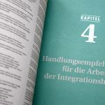 AGABY, Handreichung gegen "Rechts". Blick in die Broschüre